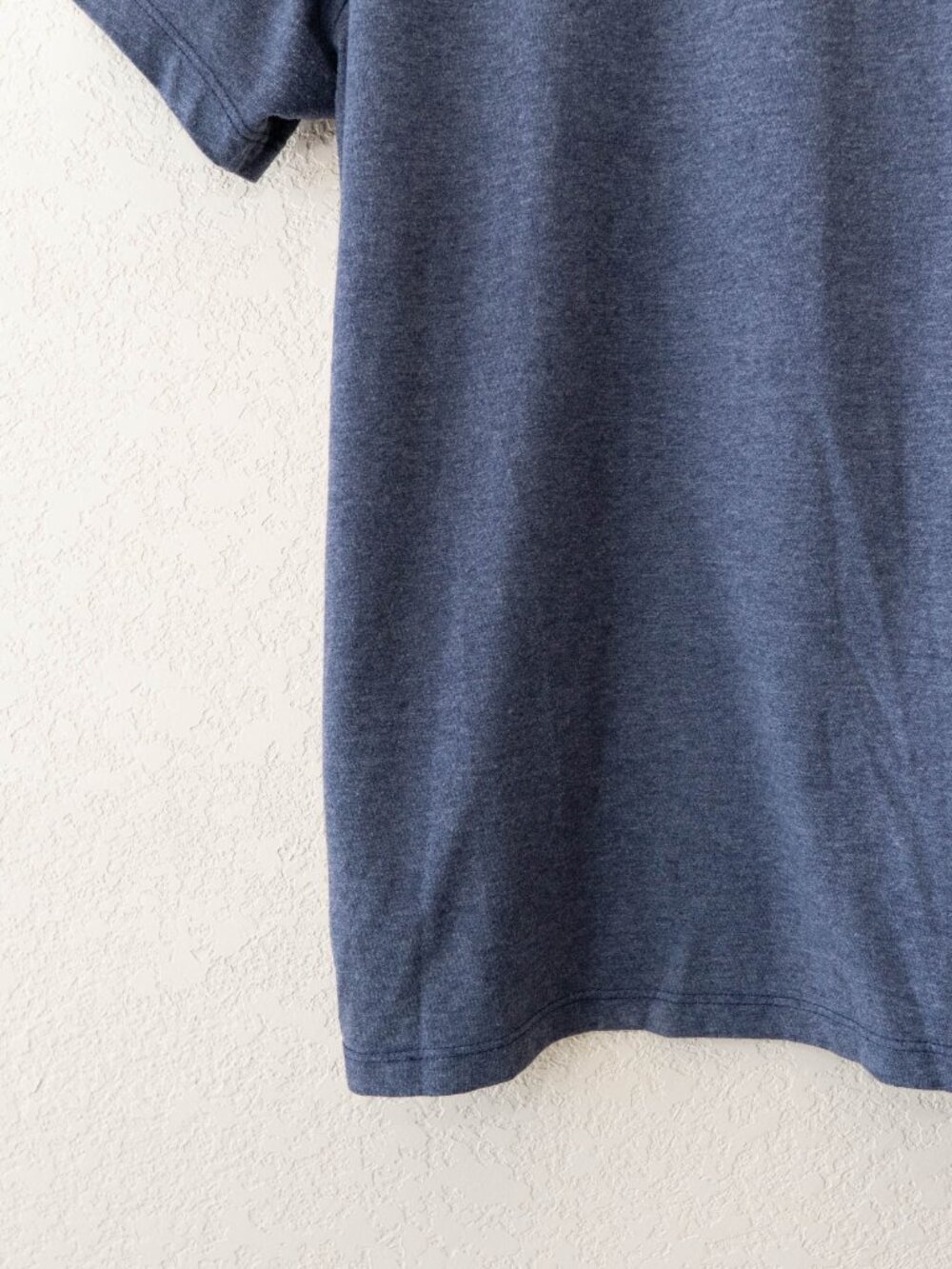 The North Face Women's Navy Logo Crew T-Shirt - Picture 11 of 13